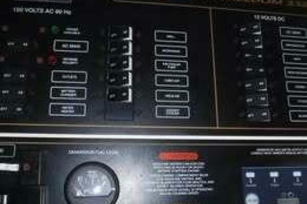 33ft Grady White Yacht For Sale