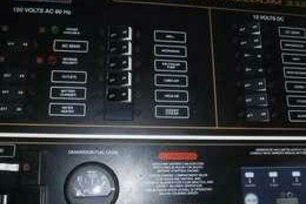 Grady-White 335 Freedom Yacht For Sale