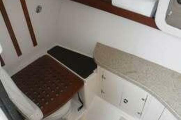 33ft Grady White Yacht For Sale