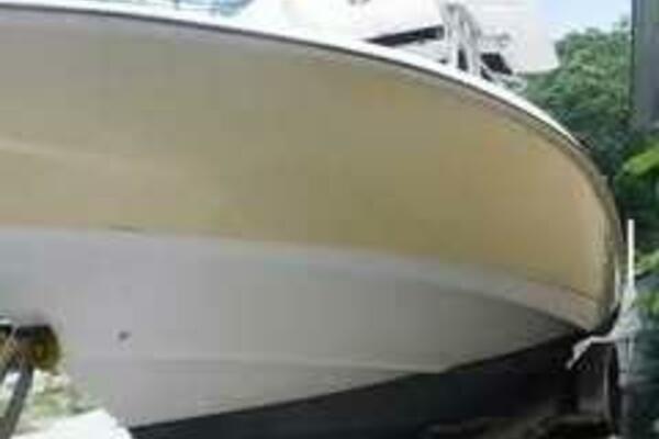 32ft Boston Whaler Yacht For Sale