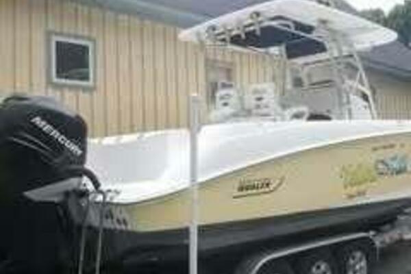 32ft Boston Whaler Yacht For Sale