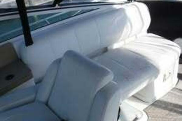 35ft Carver Yacht For Sale