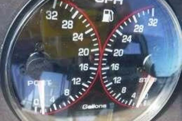 35ft Carver Yacht For Sale