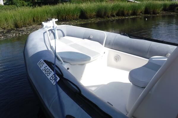 28ft Zodiac Yacht For Sale