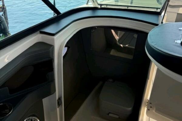 27ft Chaparral Yacht For Sale