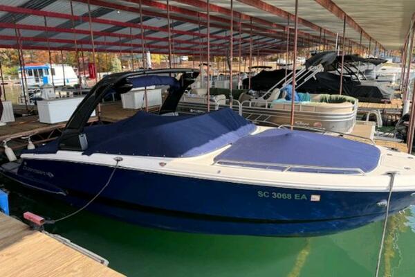 27ft Chaparral Yacht For Sale