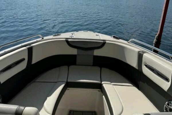 27ft Chaparral Yacht For Sale
