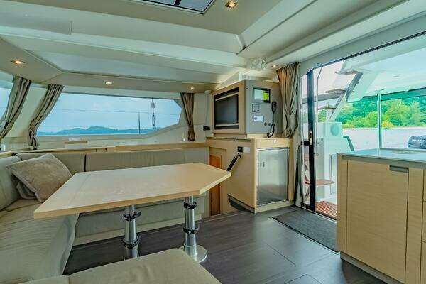 Fountaine Pajot Tanna 47 Yacht For Sale