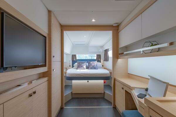 Fountaine Pajot Tanna 47 Yacht For Sale