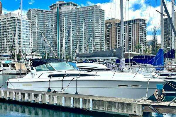45-ft-Sea Ray-1989-390 Express Cruiser-HAPA LOLO Honolulu Hawaii United States  yacht for sale