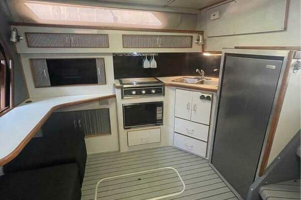 HAPA LOLO 45ft Sea Ray Yacht For Sale