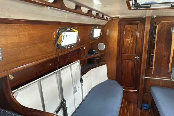 Cara Mia 31ft Southern Cross Yacht For Sale