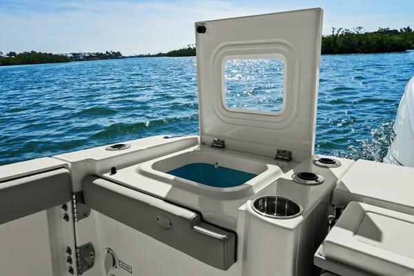 36ft Pursuit Yacht For Sale