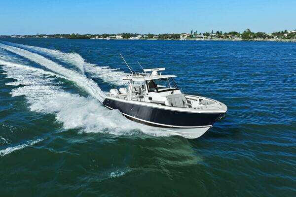 Pursuit S 358 Yacht For Sale