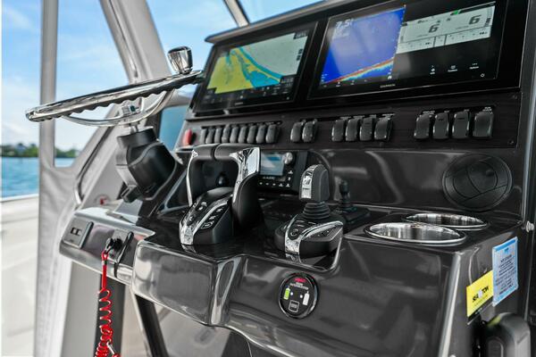 36ft Pursuit Yacht For Sale