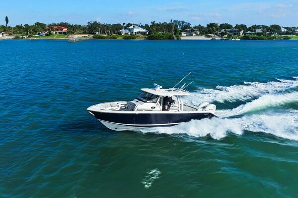 36ft Pursuit Yacht For Sale