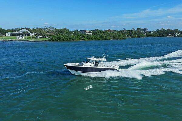 Pursuit S 358 Yacht For Sale