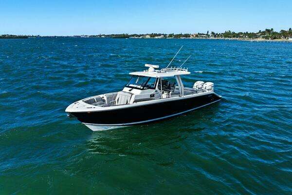 Pursuit S 358 Yacht For Sale
