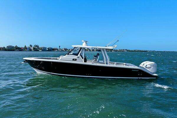 Pursuit S 358 Yacht For Sale