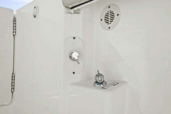 Pursuit S 358 Yacht For Sale