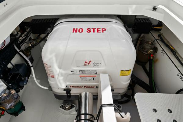 36ft Pursuit Yacht For Sale