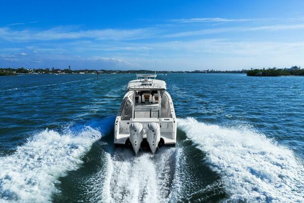 36ft Pursuit Yacht For Sale