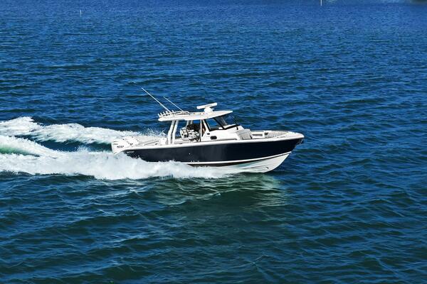 36ft Pursuit Yacht For Sale