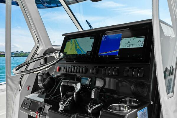 36ft Pursuit Yacht For Sale