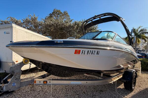 19ft Yamaha Boats Yacht For Sale