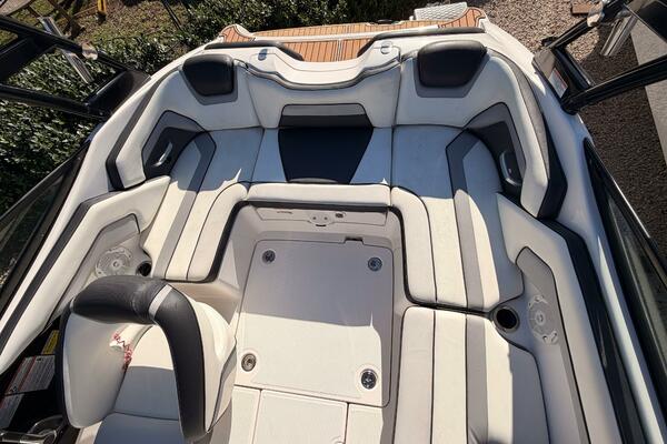 19ft Yamaha Boats Yacht For Sale