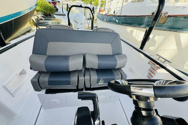 Sweet 25ft Axopar Yacht For Sale