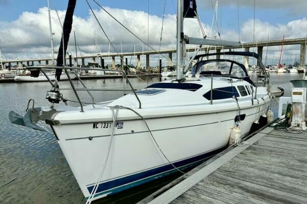34ft Hunter Yacht For Sale
