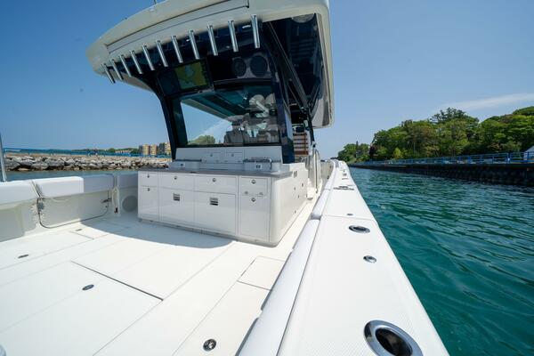 56ft HCB Yacht For Sale