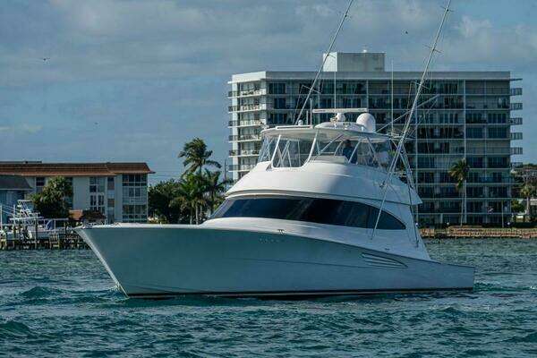 Viking Convertible Yacht For Sale