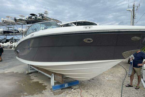 Photo of the 2008 Sea Ray 270 SLX