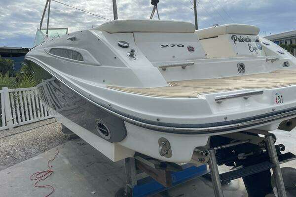 Photo of the 2008 Sea Ray 270 SLX