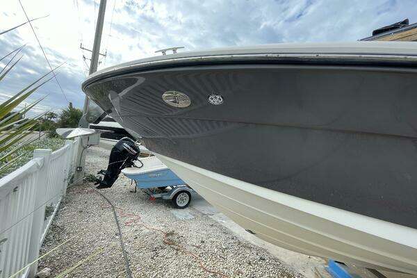 Photo of the 2008 Sea Ray 270 SLX