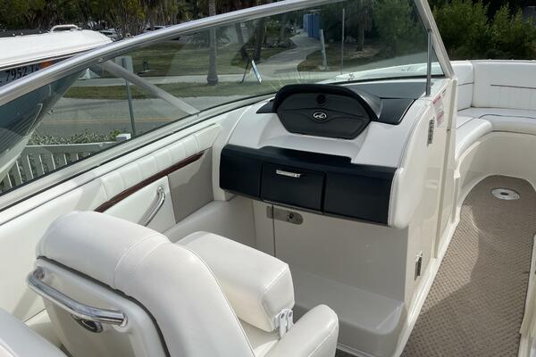 27ft Sea Ray Yacht For Sale