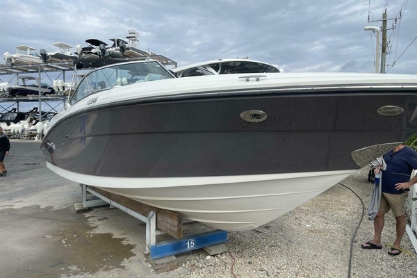 29ft Sea Ray Yacht For Sale