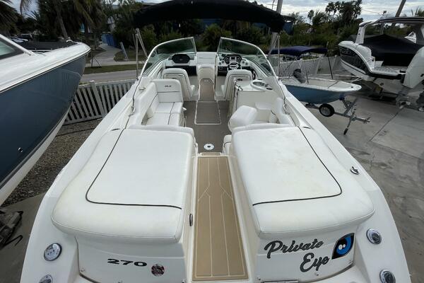 27ft Sea Ray Yacht For Sale