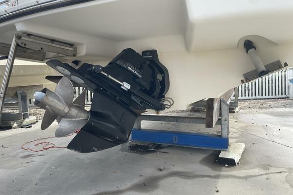 27ft Sea Ray Yacht For Sale