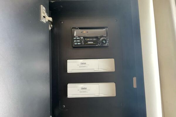 Double Kickback IV 48ft Sea Ray Yacht For Sale