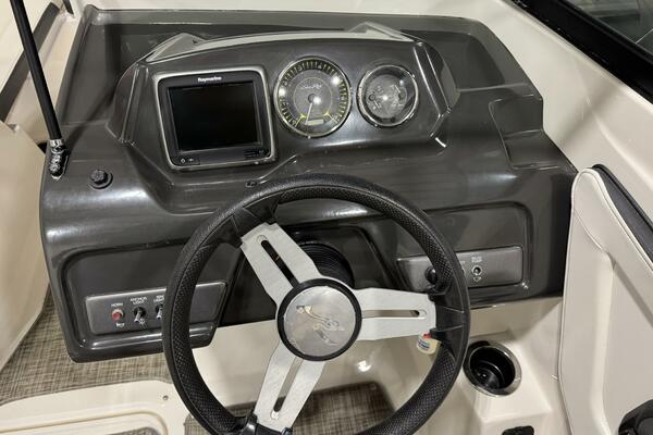 21ft Sea Ray Yacht For Sale