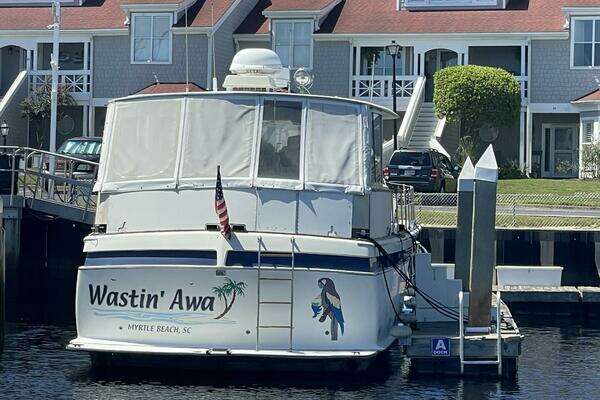 Photo of the 1969 Chris-Craft 47 Commander "Wastin Away"