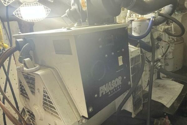 Wastin Away 47ft Chris Craft Yacht For Sale