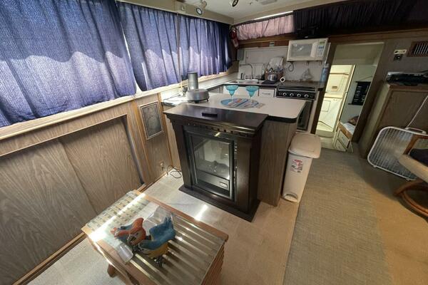 Wastin Away 47ft Chris Craft Yacht For Sale