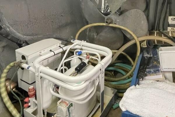 Wastin Away 47ft Chris Craft Yacht For Sale