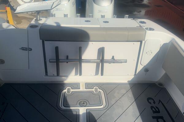 32ft Cape Horn Yacht For Sale