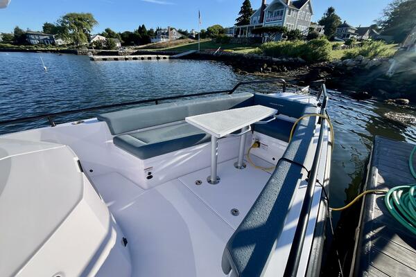28ft Axopar Yacht For Sale