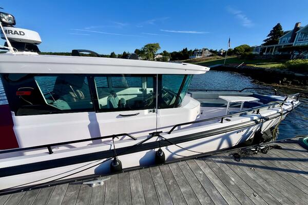 28ft Axopar Yacht For Sale